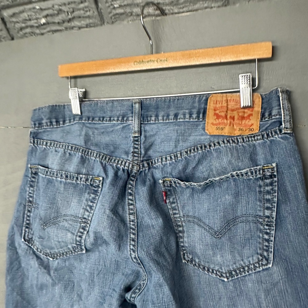 Levis 559 Relaxed Straight Jeans Mens 36x30 Medium Wash Blue‎ Denim 559-0218